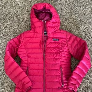 Patagonia down sweater hoodie coat pink small